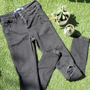 Hollister slightly distressed black jeans EUC